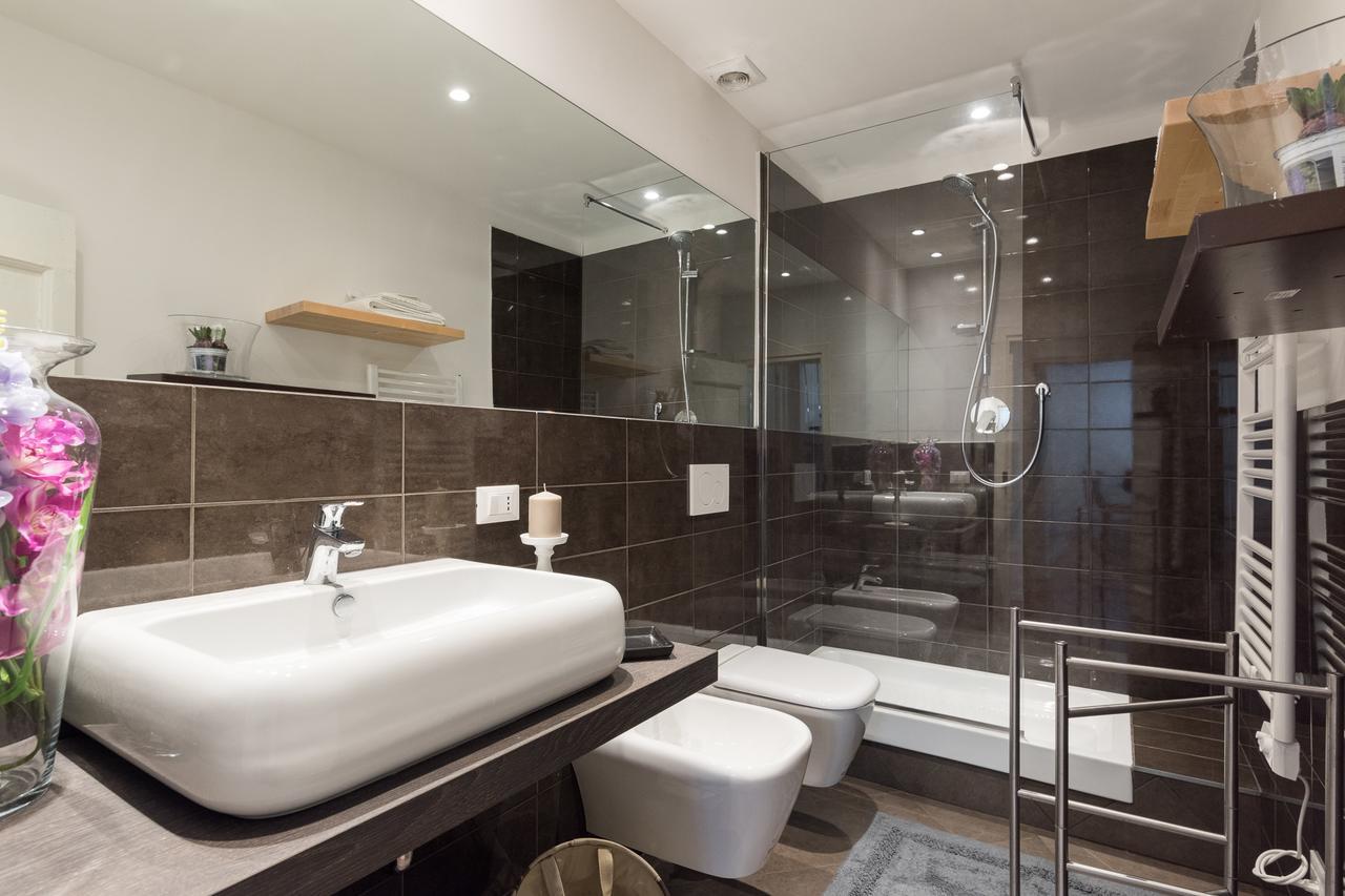 Old Bridge: Historical And Chic Apartment Firenze Bagian luar foto